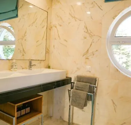 Edles In Architektenvilla Mit Grossem Pool, Sauna, Dachterrasse Und Malerischem Garten * Патаяш